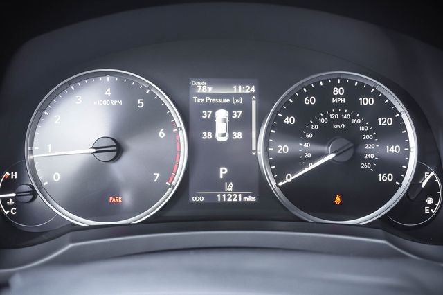 2025 Lexus IS 300