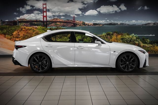 2025 Lexus IS 300