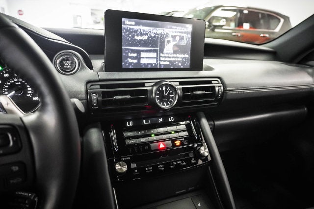 2025 Lexus IS 300