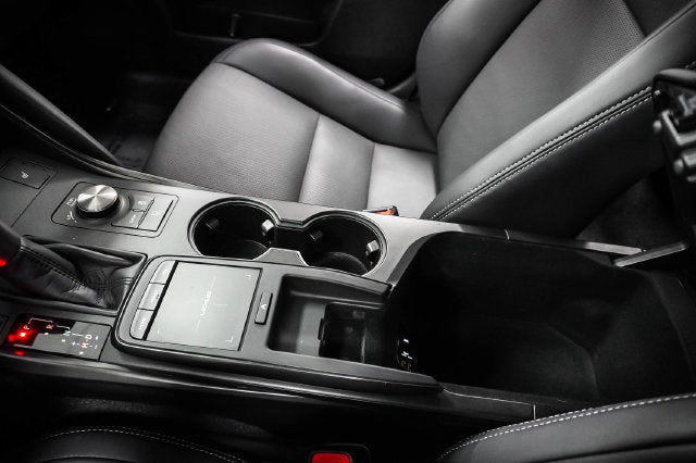 2025 Lexus IS 300