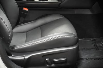 2025 Lexus IS 300