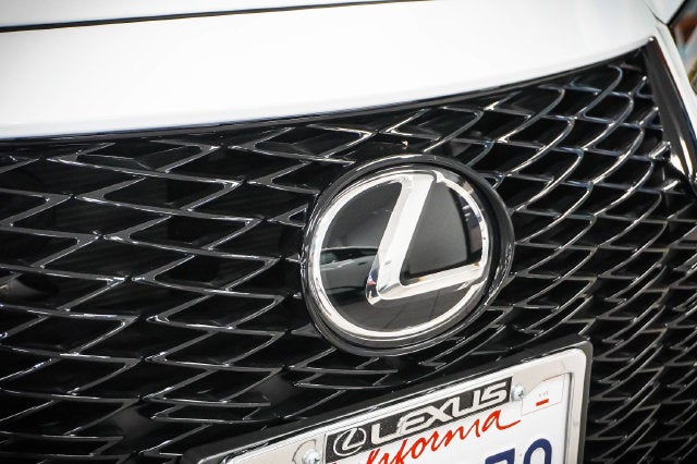 2025 Lexus IS 300
