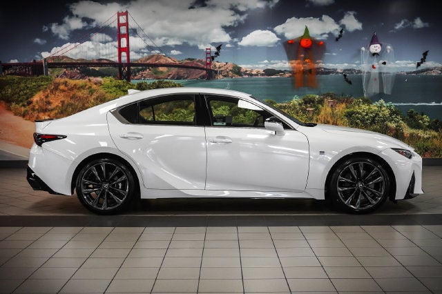 2025 Lexus IS 300