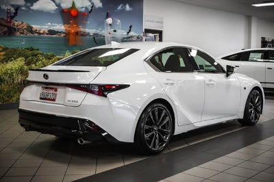 2025 Lexus IS 300