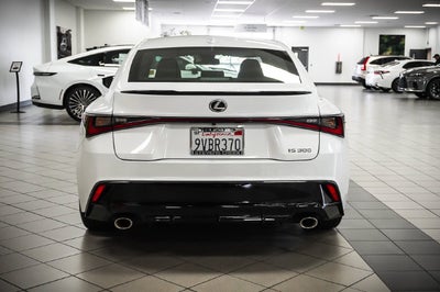 2025 Lexus IS 300