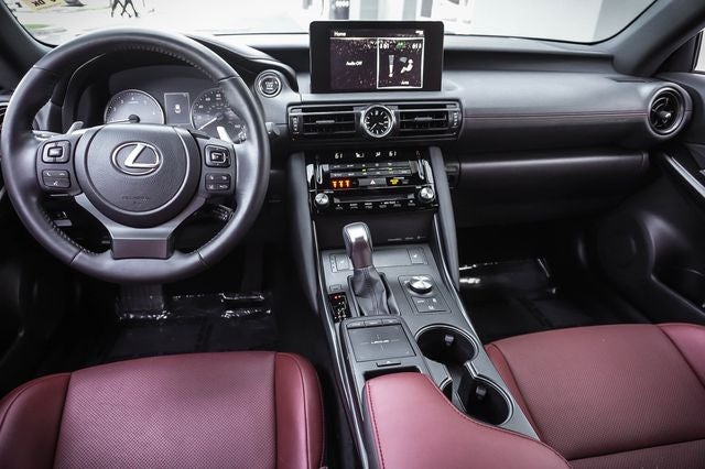 2024 Lexus IS 300 SPORT DESIGN