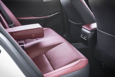 2024 Lexus IS 300 SPORT DESIGN