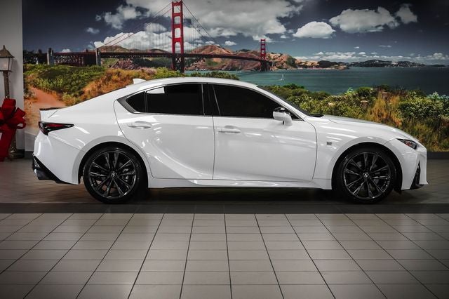 2024 Lexus IS 300 SPORT DESIGN
