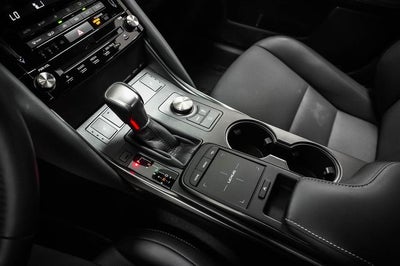 2025 Lexus IS 300 F SPORT DESIGN