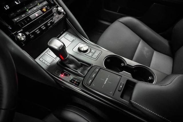 2025 Lexus IS 300 F SPORT DESIGN