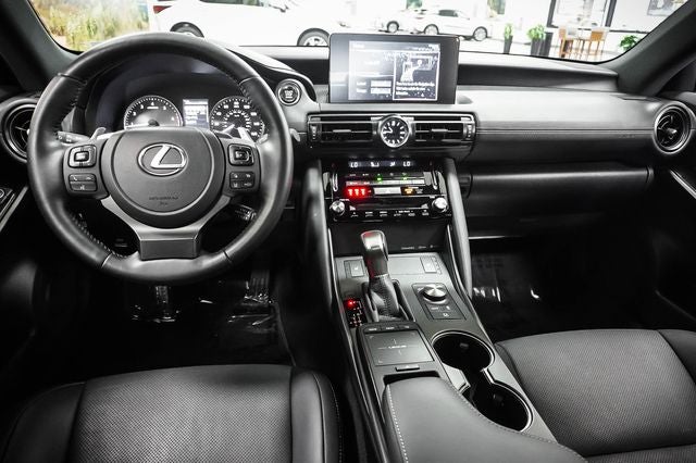 2025 Lexus IS 300 F SPORT DESIGN
