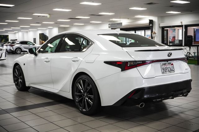 2025 Lexus IS 300 F SPORT DESIGN