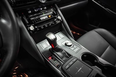 2025 Lexus IS 300 F SPORT DESIGN