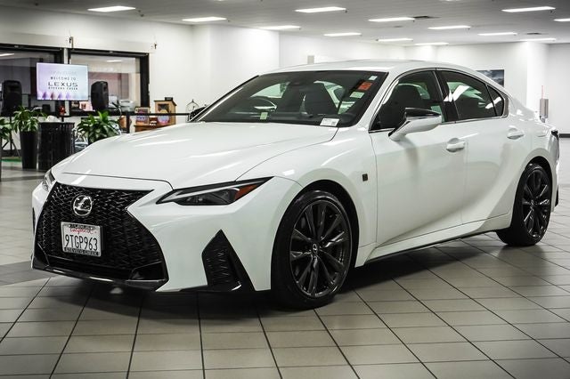 2025 Lexus IS 300 F SPORT DESIGN