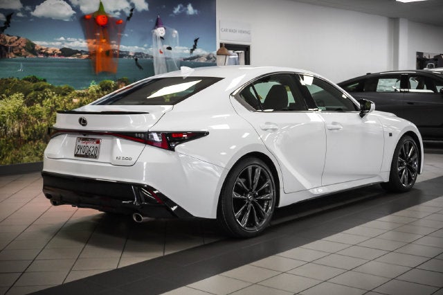 2025 Lexus IS 300 F SPORT DESIGN