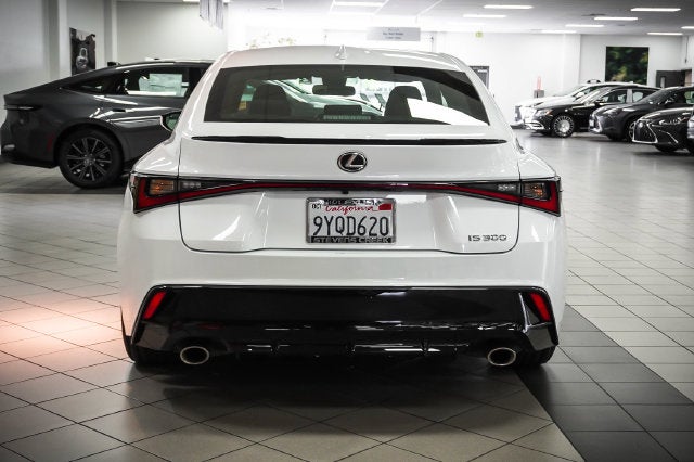 2025 Lexus IS 300 F SPORT DESIGN