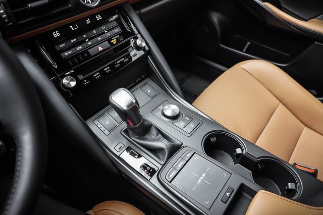 2025 Lexus IS 300 F SPORT DESING