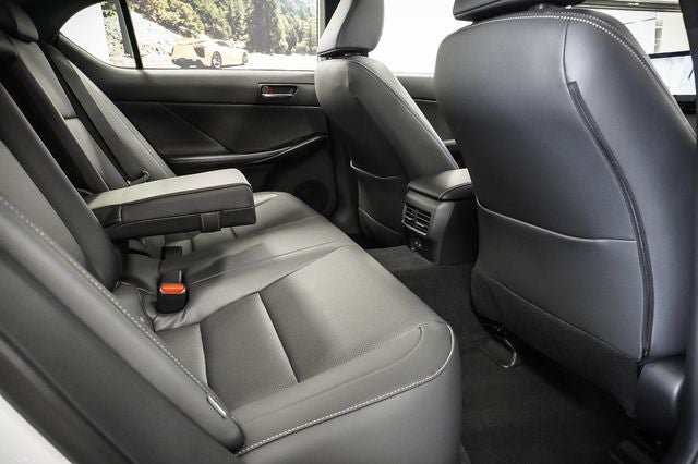 2026 Lexus IS 350 F SPORT Design