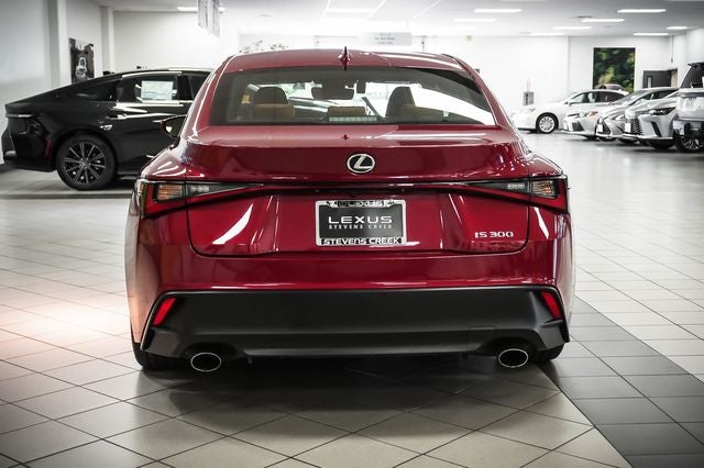 2024 Lexus IS 300