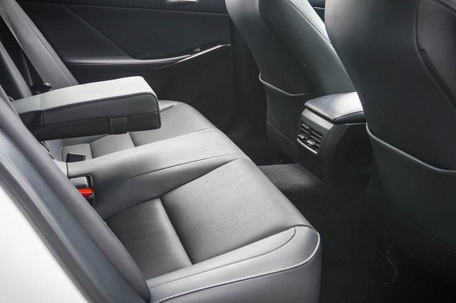2021 Lexus IS 300
