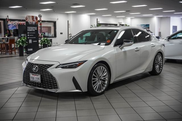 2022 Lexus IS 300