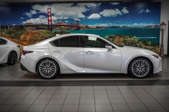 2022 Lexus IS 300