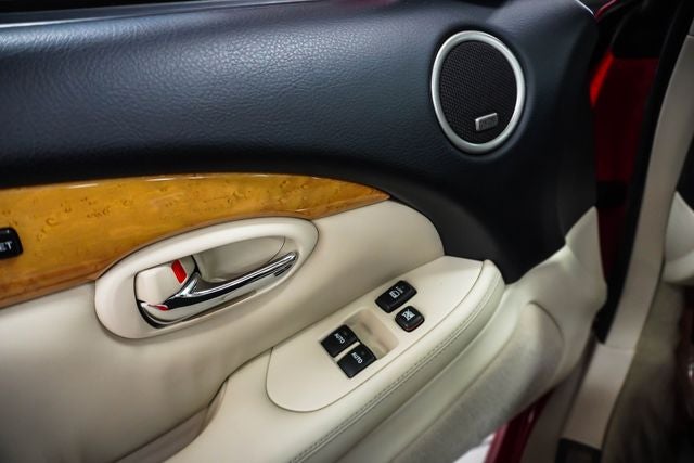 2005 Lexus SC 430