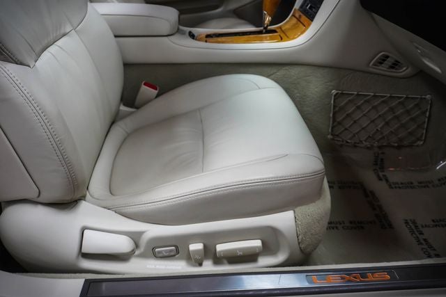 2005 Lexus SC 430