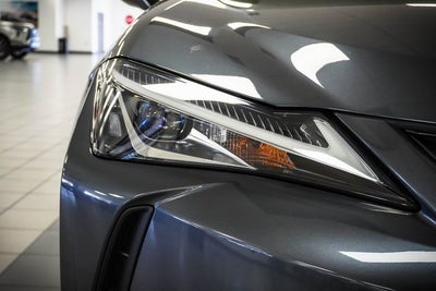 2022 Lexus UX 200
