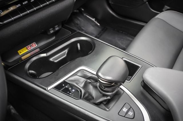 2023 Lexus UX 250h