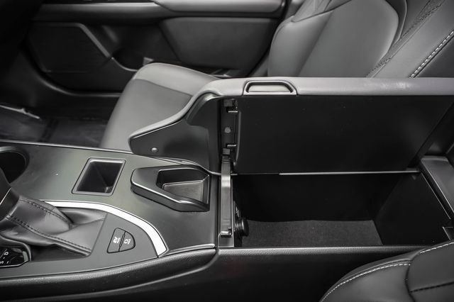 2023 Lexus UX 250h