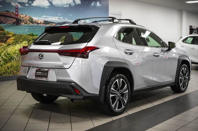 2023 Lexus UX 250h