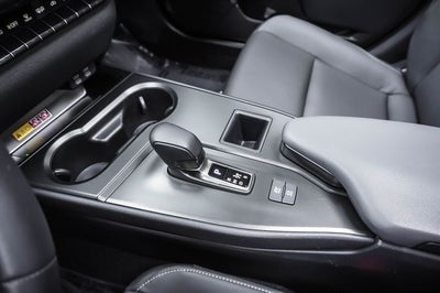 2025 Lexus UX 300h