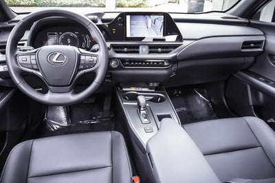 2025 Lexus UX 300h