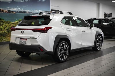 2025 Lexus UX 300h