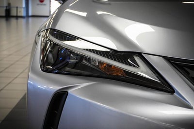 2025 Lexus UX 300h