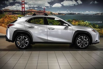 2025 Lexus UX 300h