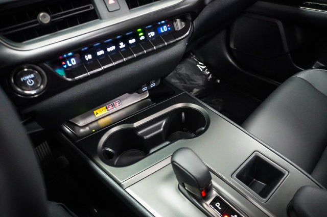 2025 Lexus UX 300h