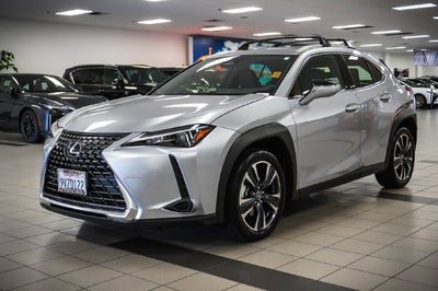 2025 Lexus UX 300h