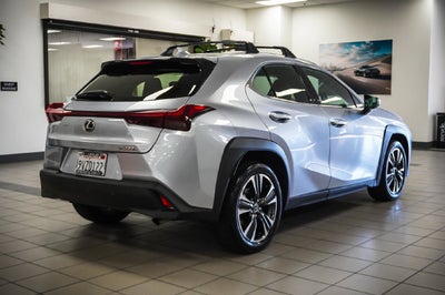 2025 Lexus UX 300h
