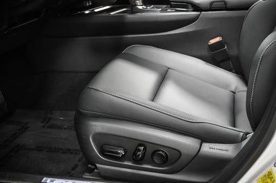 2025 Lexus UX 300h