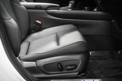 2025 Lexus UX 300h
