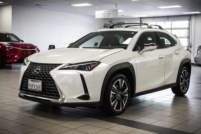 2025 Lexus UX 300h