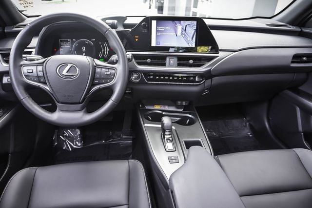 2025 Lexus UX 300h