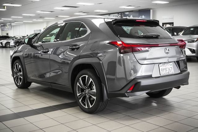 2026 Lexus UX 300h