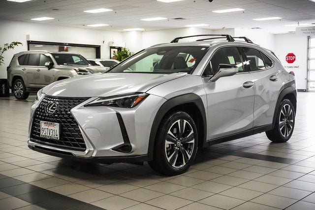 2025 Lexus UX 300h