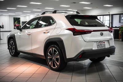 2025 Lexus UX 300h