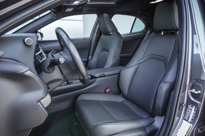 2025 Lexus UX 300h