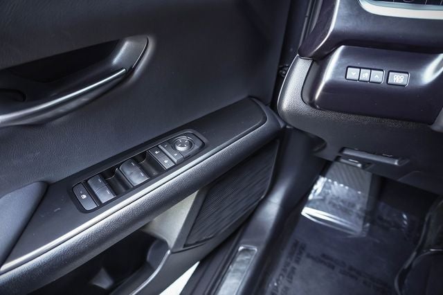 2025 Lexus UX 300h