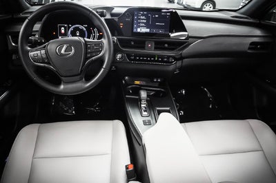 2025 Lexus UX 300h